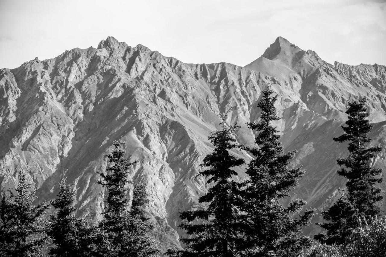 Majestic Valley Wilderness Lodge Sutton-Alpine エクステリア 写真